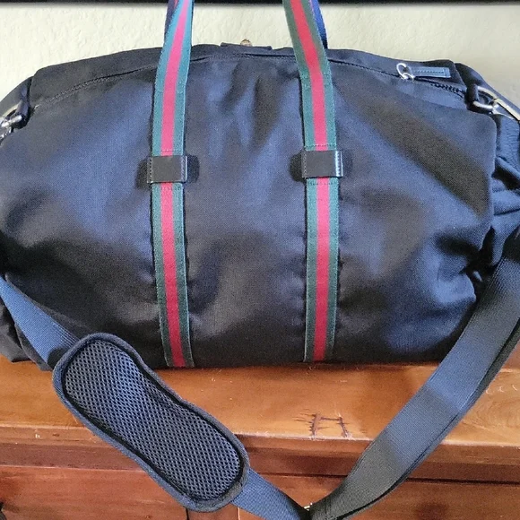 Gucci Black Techno Cat Head Duffel Bag with Red and Green Stripes - Picture 11 of 16